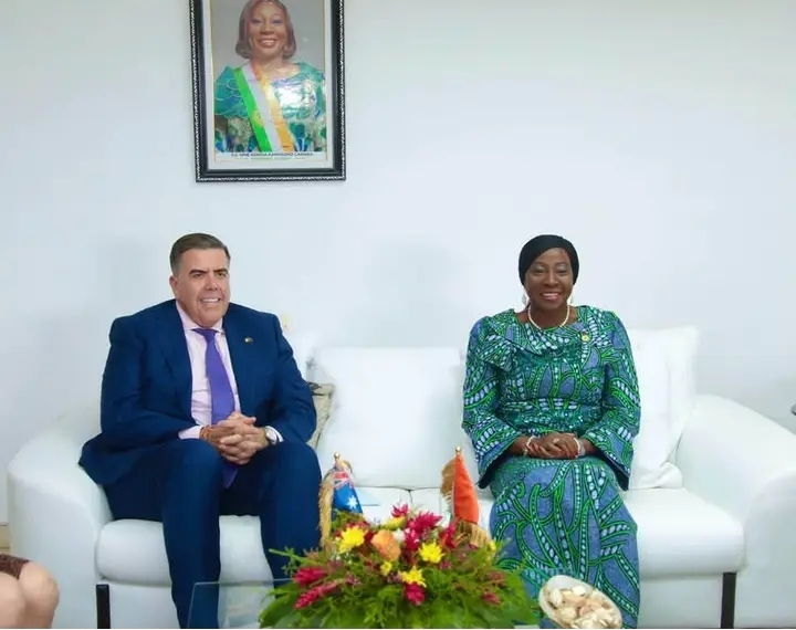 Diplomatie parlementaire : La Présidente du Sénat ivoirien reçoit le Président de la Chambre des Représentants d’Australie